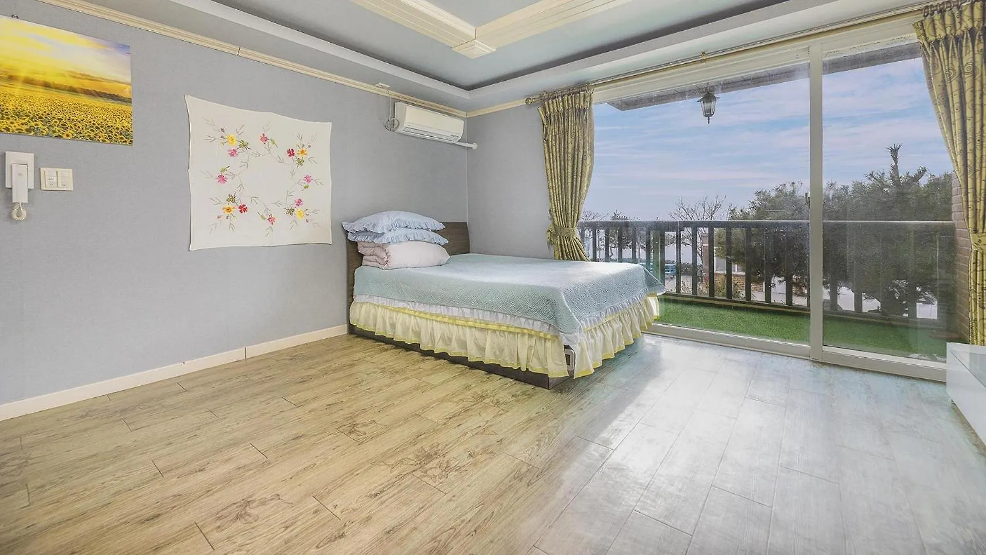 Holiday home Ganghwa Badatgashimteo Pension Incheon