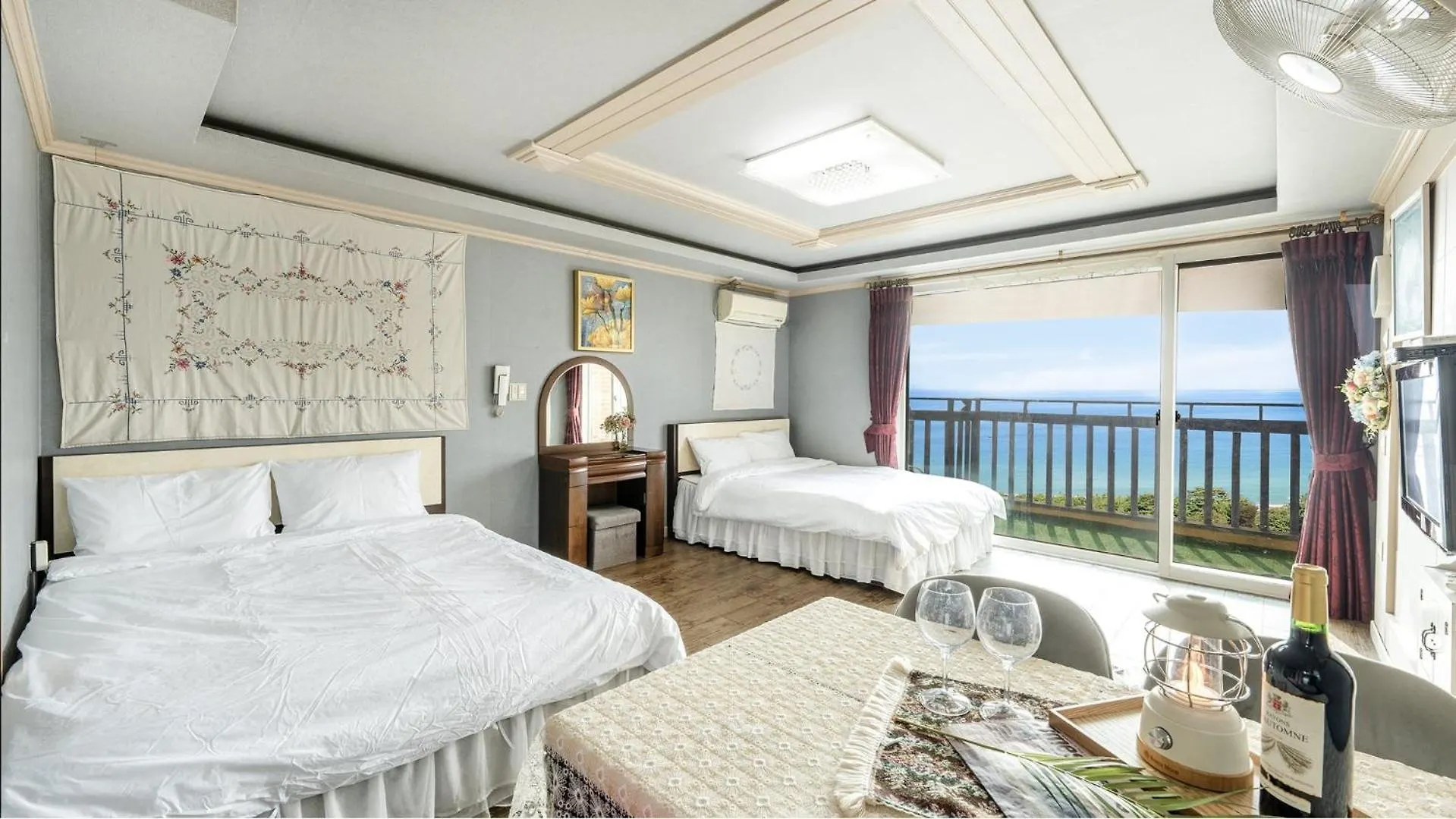Ganghwa Badatgashimteo Pension Incheon