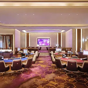 5* Resort Inspire Entertainment