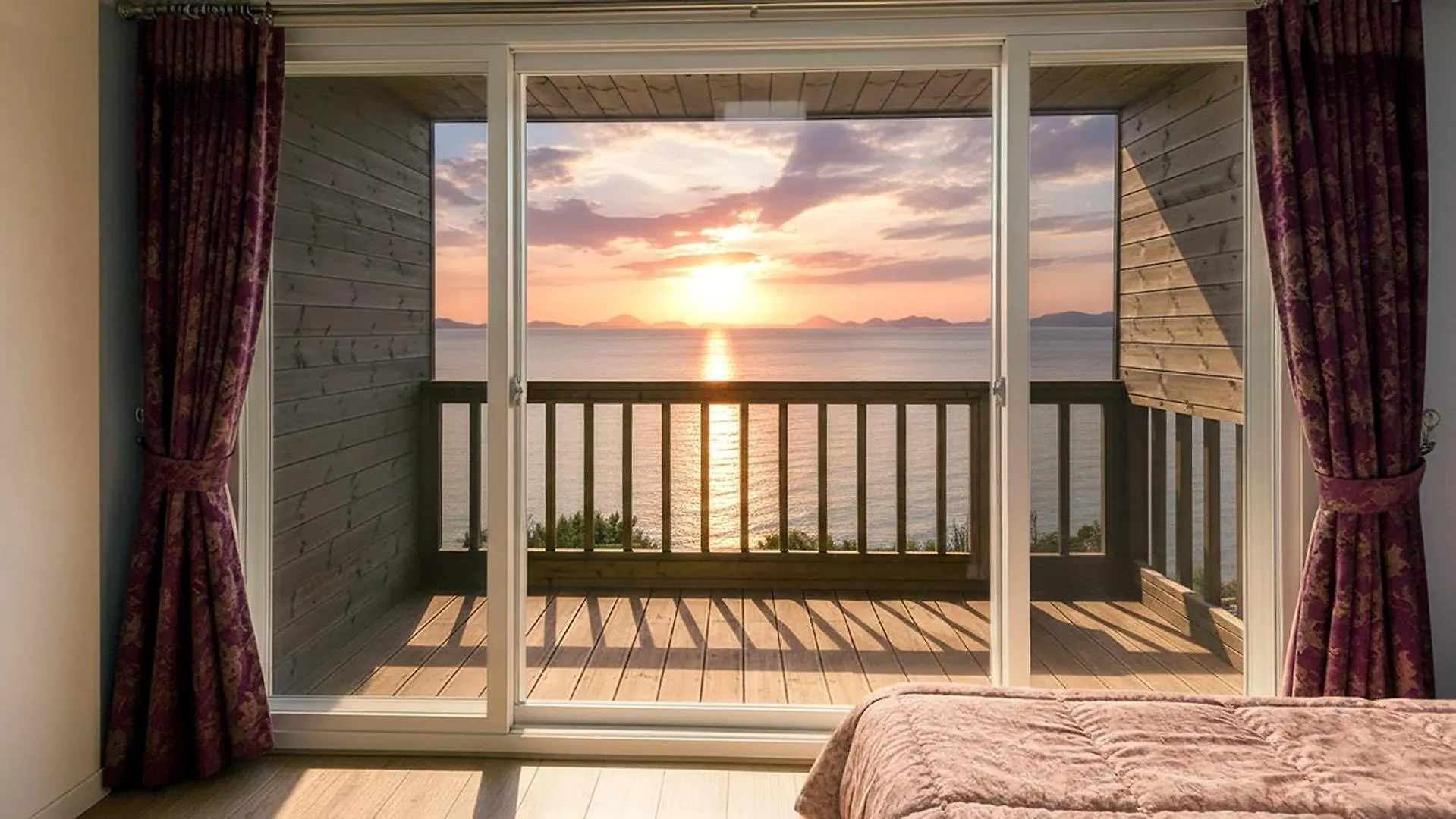 Ganghwa Badatgashimteo Pension Incheon